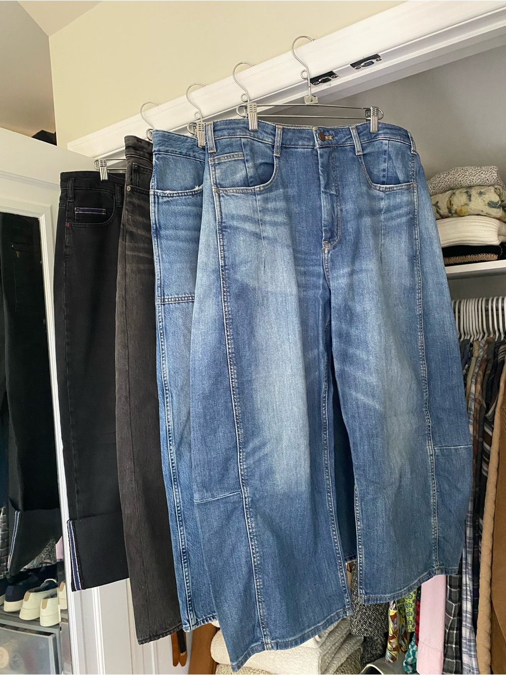 Pilcro: Blue Denim Barrel-Leg Jeans - Picture 5 of 5